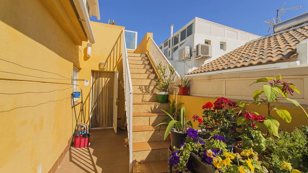 3 sovrum Hus till salu i Aguas Nuevas med pool garage - 260 000 € (Ref: 9233596)