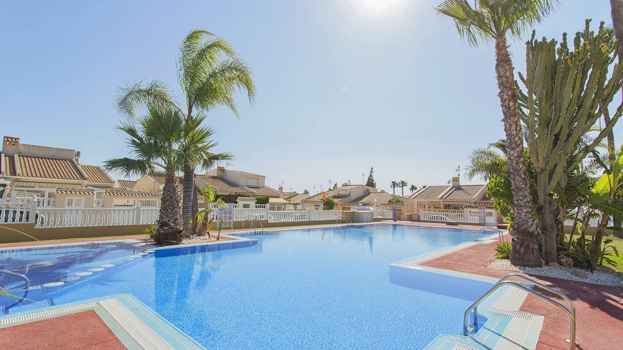 3 sovrum Hus till salu i Aguas Nuevas med pool garage - 260 000 € (Ref: 9233596)