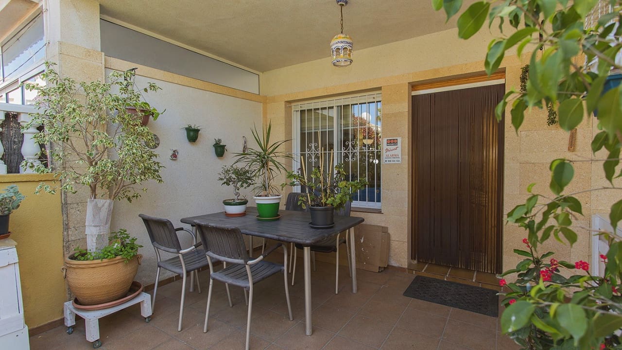 3 sovrum Hus till salu i Aguas Nuevas med pool garage - 260 000 € (Ref: 9233596)