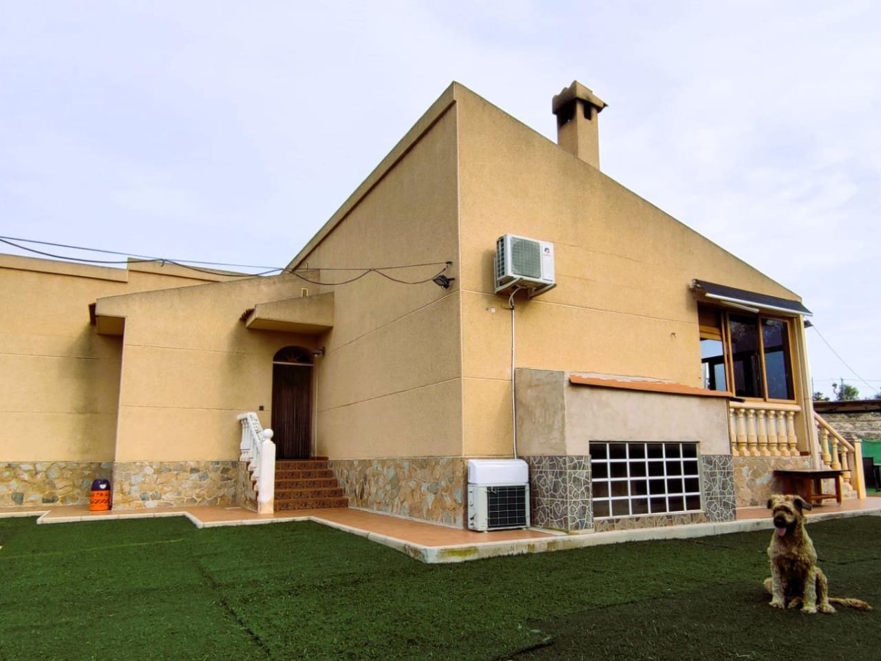 3 bedroom Finca/Country House for sale in Alicante / Alacant city - € 259,900 (Ref: 9233597)