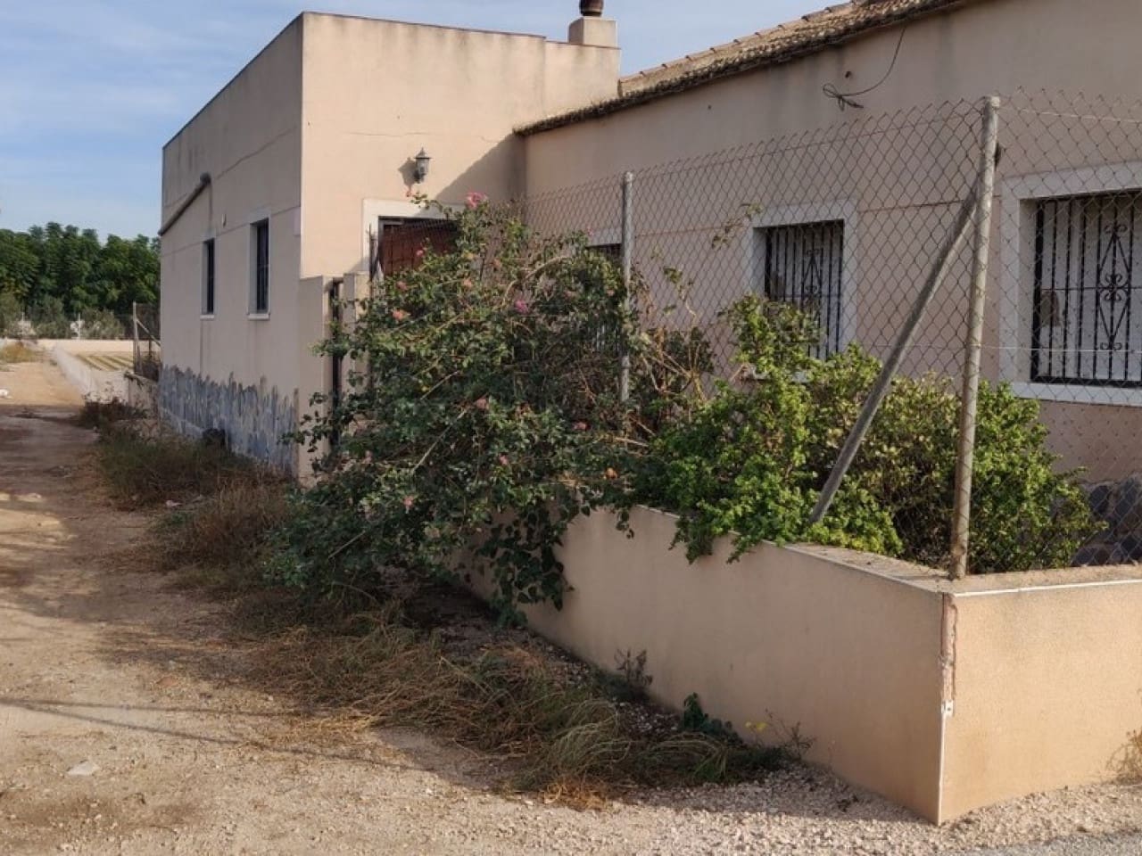 4 soveværelse Finca/Landehus til salg i Orihuela med garage - € 230.000 (Ref: 9233598)