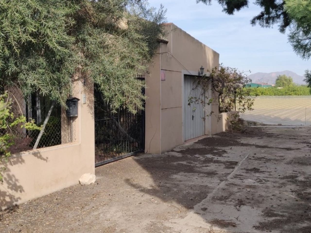 4 soveværelse Finca/Landehus til salg i Orihuela med garage - € 230.000 (Ref: 9233598)
