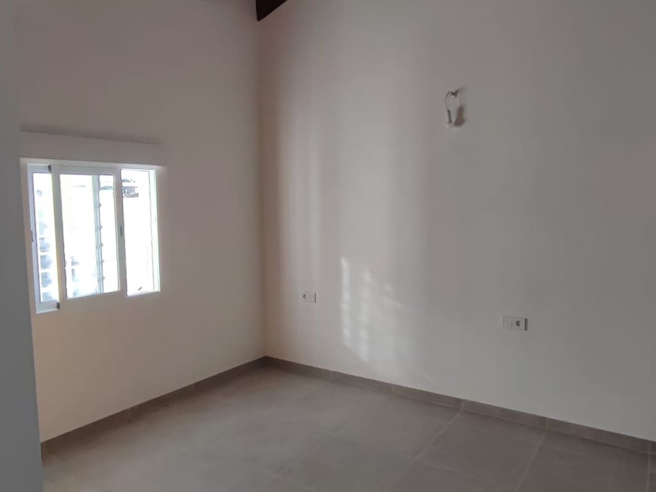 3 sovrum Finca/Hus på landet till salu i Catral med pool - 450 000 € (Ref: 9233605)