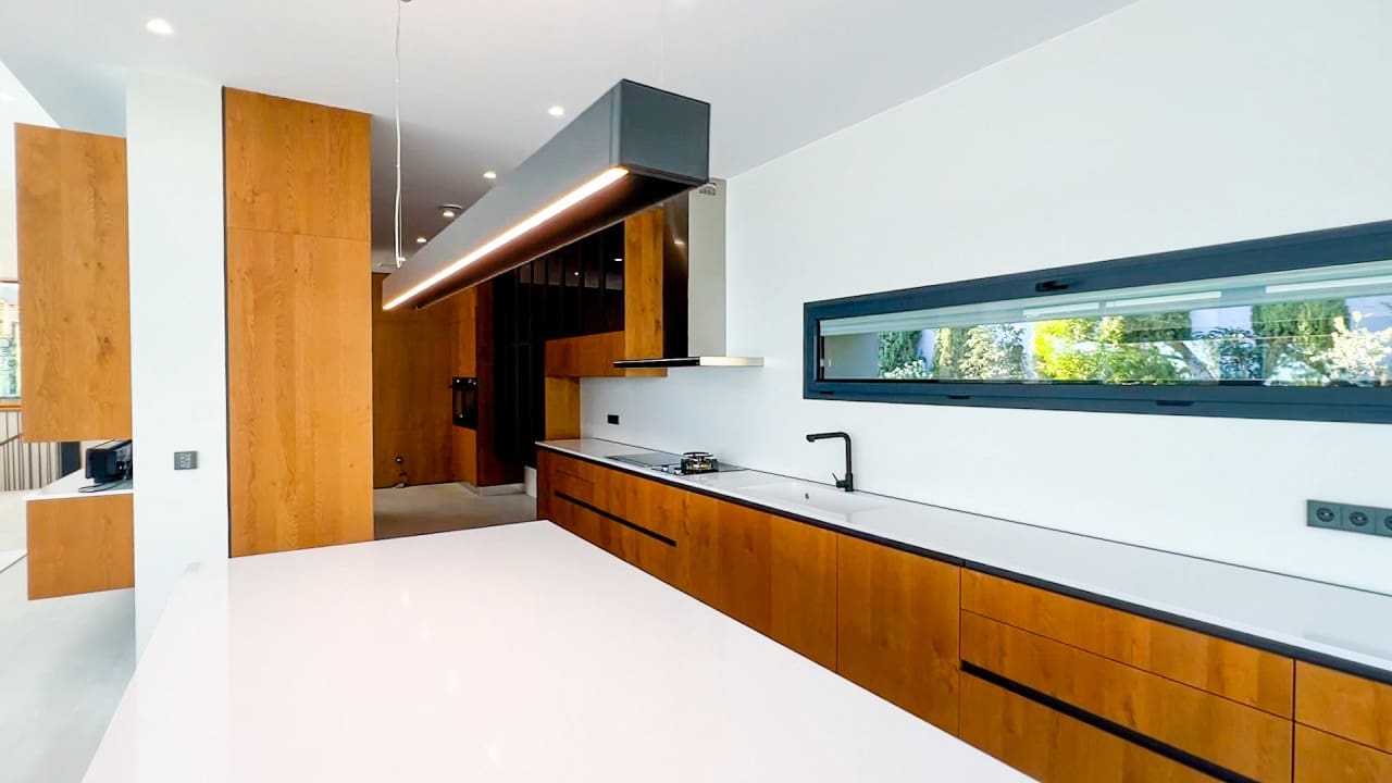 5 slaapkamer Villa te koop in Altea met zwembad garage - € 5.400.000 (Ref: 9233608)