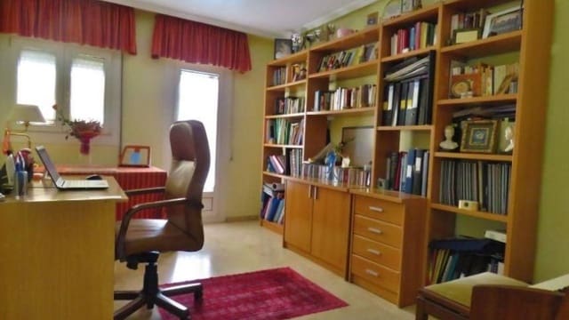 5 quarto Quinta/Casa Rural para venda em San Vicente / Sant Vicent del Raspeig com piscina - 576 000 € (Ref: 9233611)