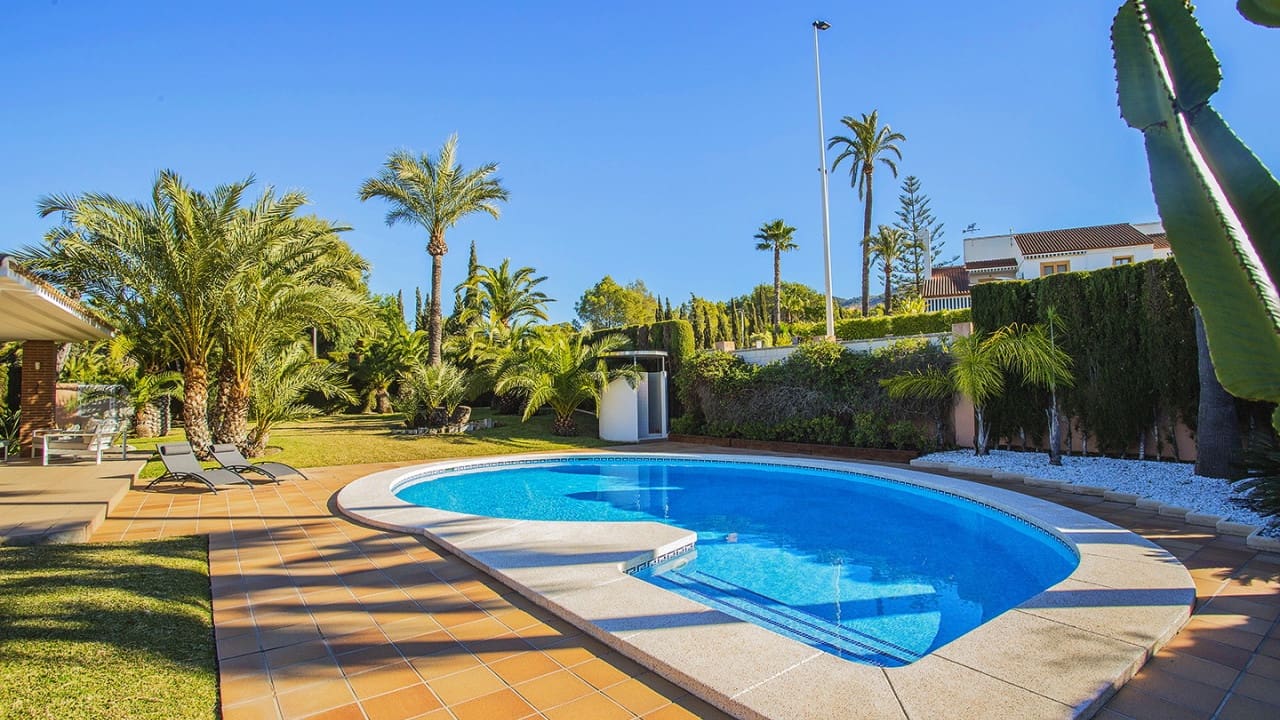 7 soverom Villa til salgs i Benidorm med svømmebasseng - € 1 595 000 (Ref: 9233613)