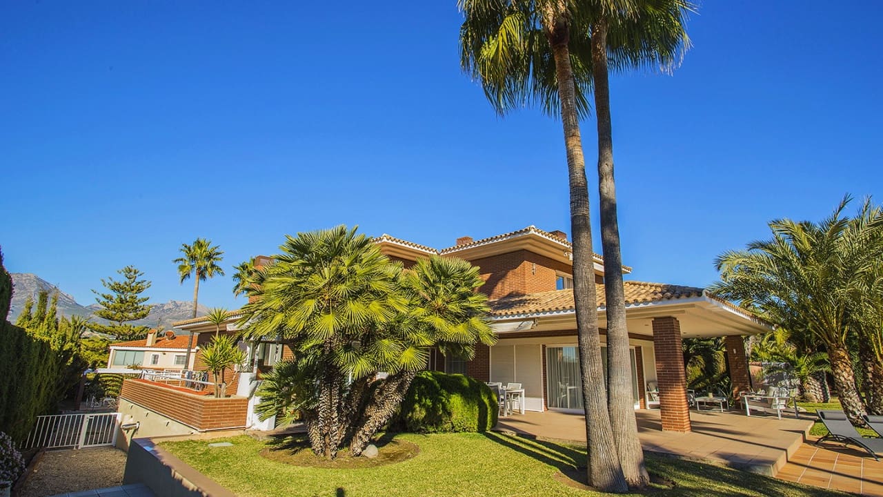 7 soverom Villa til salgs i Benidorm med svømmebasseng - € 1 595 000 (Ref: 9233613)