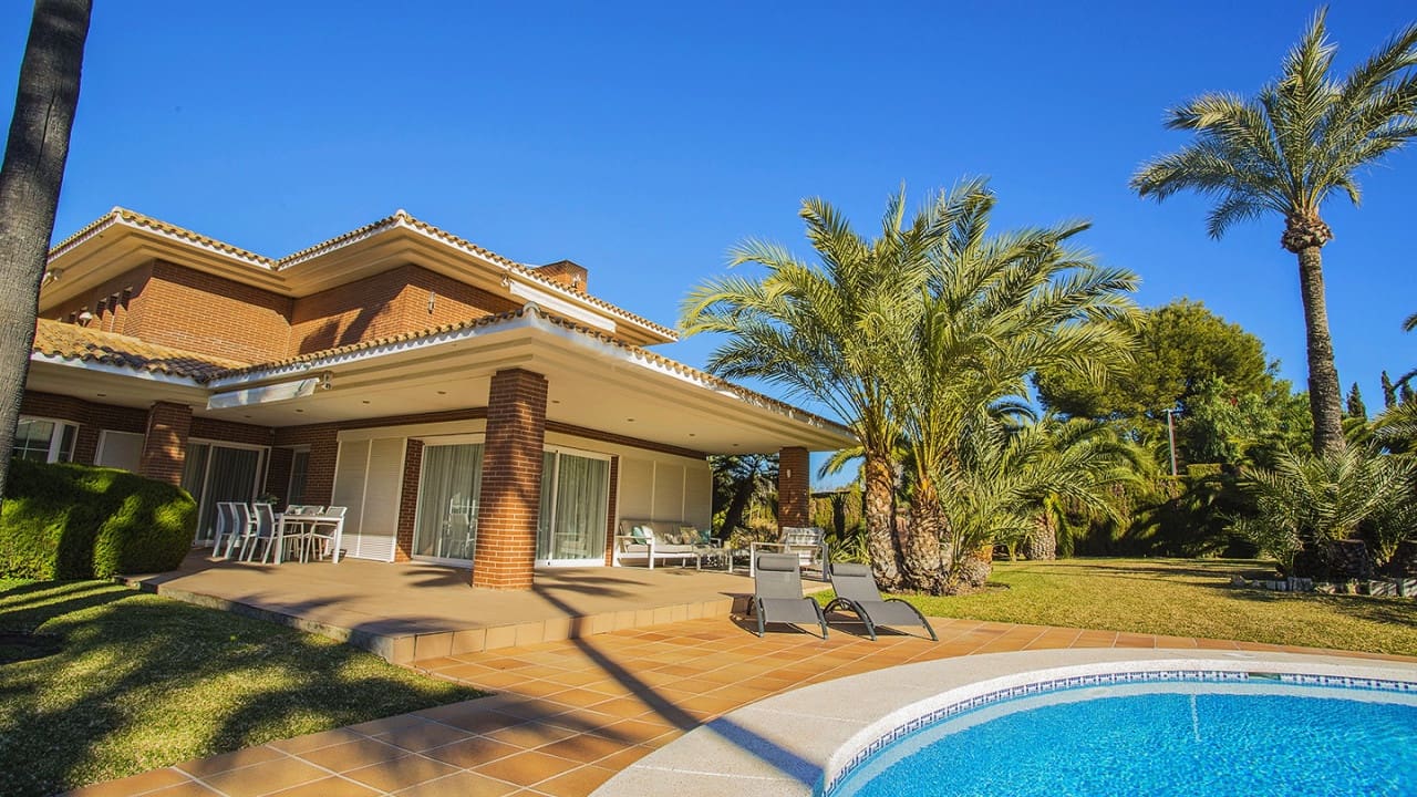 7 soverom Villa til salgs i Benidorm med svømmebasseng - € 1 595 000 (Ref: 9233613)