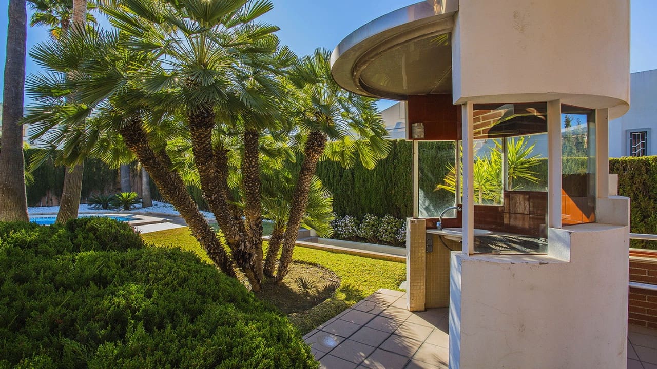 7 soverom Villa til salgs i Benidorm med svømmebasseng - € 1 595 000 (Ref: 9233613)