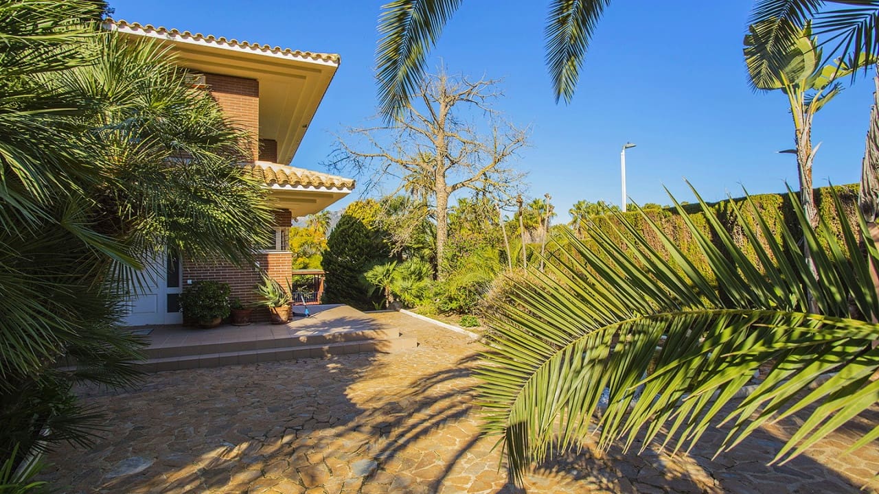 7 soverom Villa til salgs i Benidorm med svømmebasseng - € 1 595 000 (Ref: 9233613)