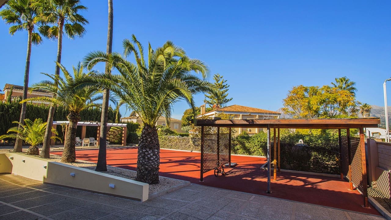 7 soverom Villa til salgs i Benidorm med svømmebasseng - € 1 595 000 (Ref: 9233613)