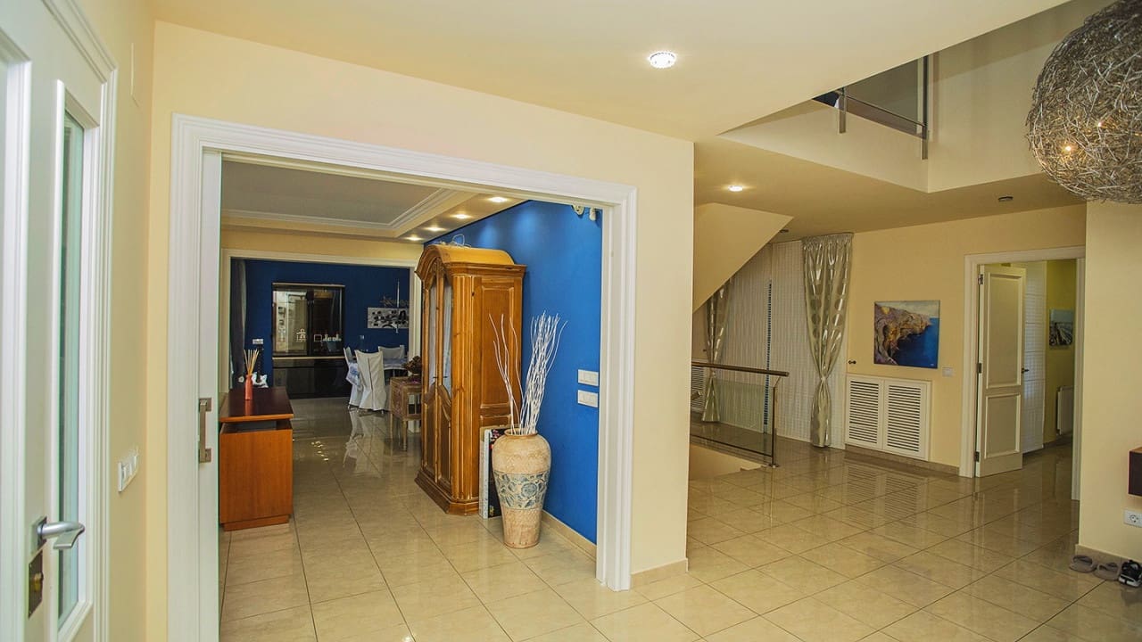 7 soverom Villa til salgs i Benidorm med svømmebasseng - € 1 595 000 (Ref: 9233613)