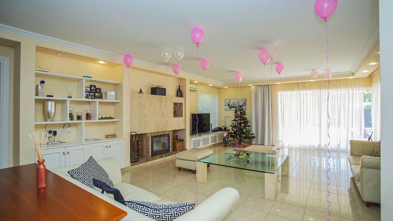 7 soverom Villa til salgs i Benidorm med svømmebasseng - € 1 595 000 (Ref: 9233613)