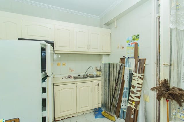 4 sovrum Lägenhet till salu i Zona Pueblo, Guardamar del Segura - 182 500 € (Ref: 9233615)