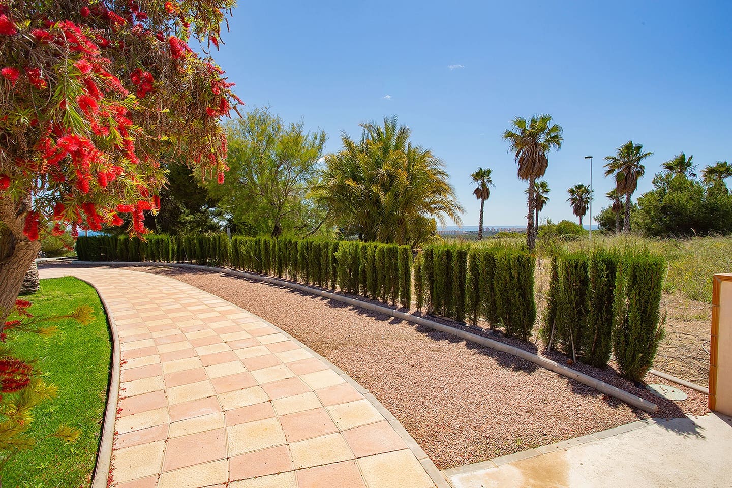 2 Zimmer Apartment zu verkaufen in Villamartin mit Pool - 232.000 € (Ref: 9233619)