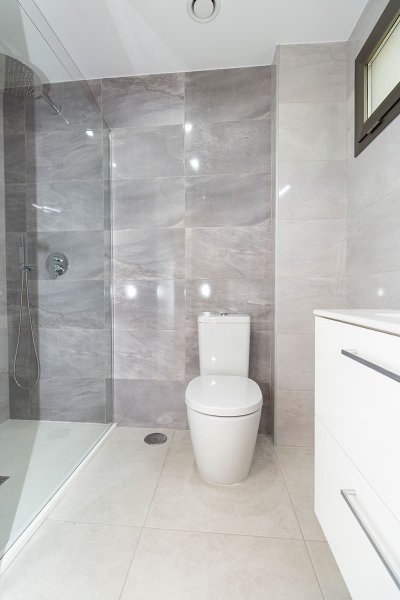 2 bedroom Apartment for sale in Villamartin with pool - € 232,000 (Ref: 9233619)