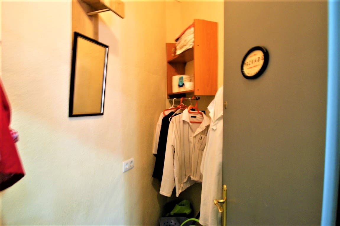 1 makuuhuone Kaupallinen myytävänä paikassa Torrevieja - 127 500 € (Ref: 9233626)