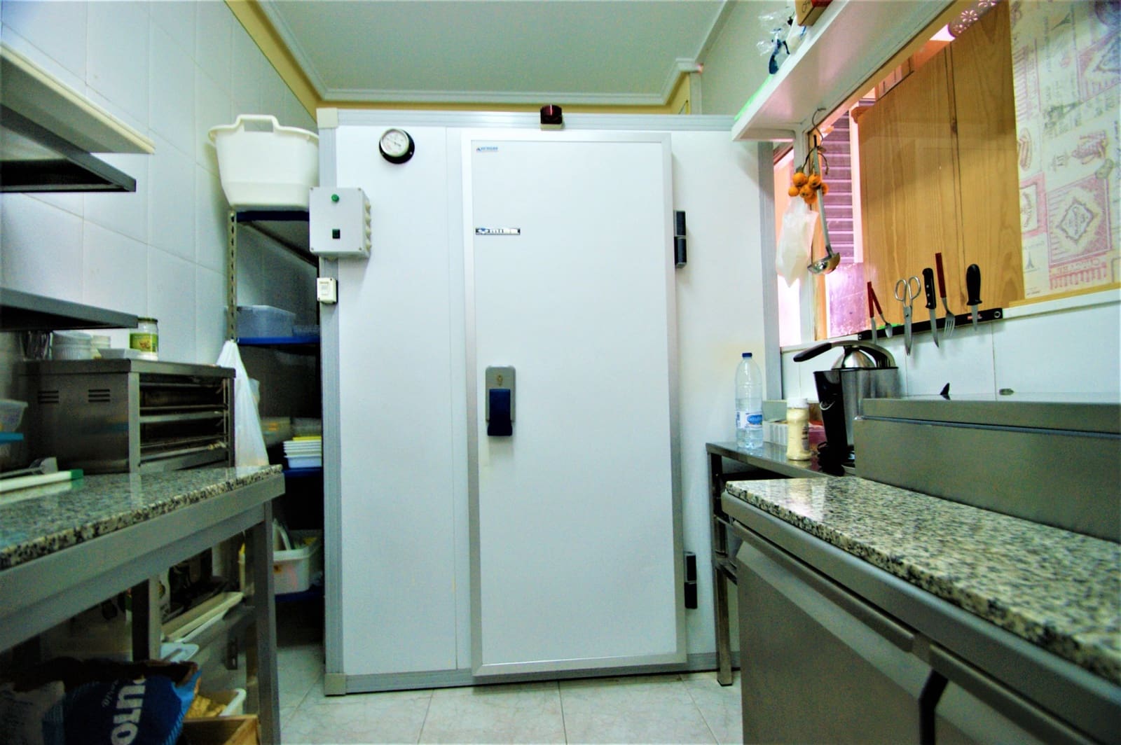 1 makuuhuone Kaupallinen myytävänä paikassa Torrevieja - 127 500 € (Ref: 9233626)