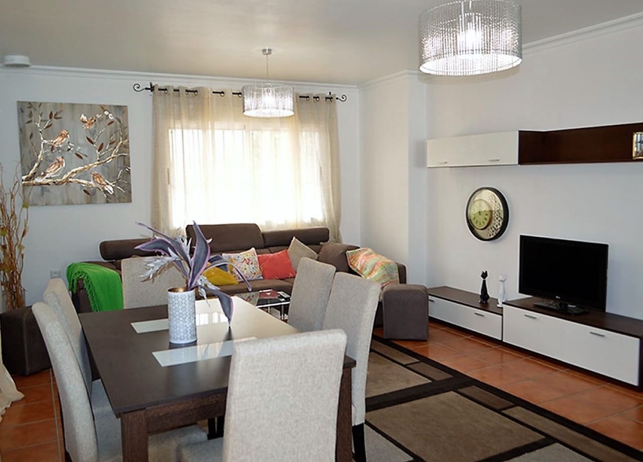 4 slaapkamer Villa te koop in Campoamor met zwembad garage - € 699.000 (Ref: 9233627)