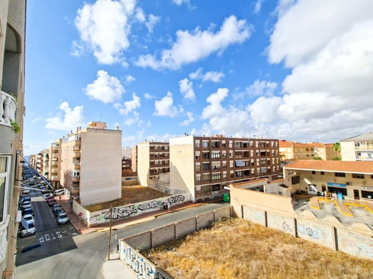 2 sovrum Lägenhet till salu i Torrevieja - 126 000 € (Ref: 9237732)