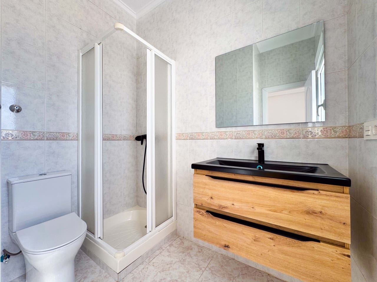 4 Zimmer Villa zu verkaufen in Ciudad Quesada mit Pool Garage - 439.000 € (Ref: 9238827)