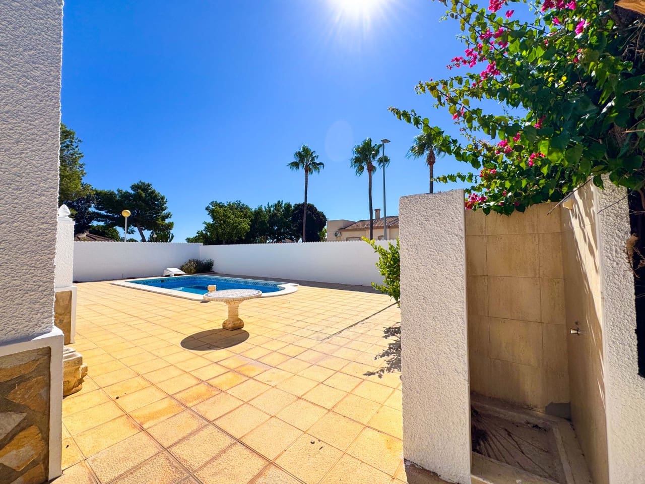 4 Zimmer Villa zu verkaufen in Ciudad Quesada mit Pool Garage - 439.000 € (Ref: 9238827)