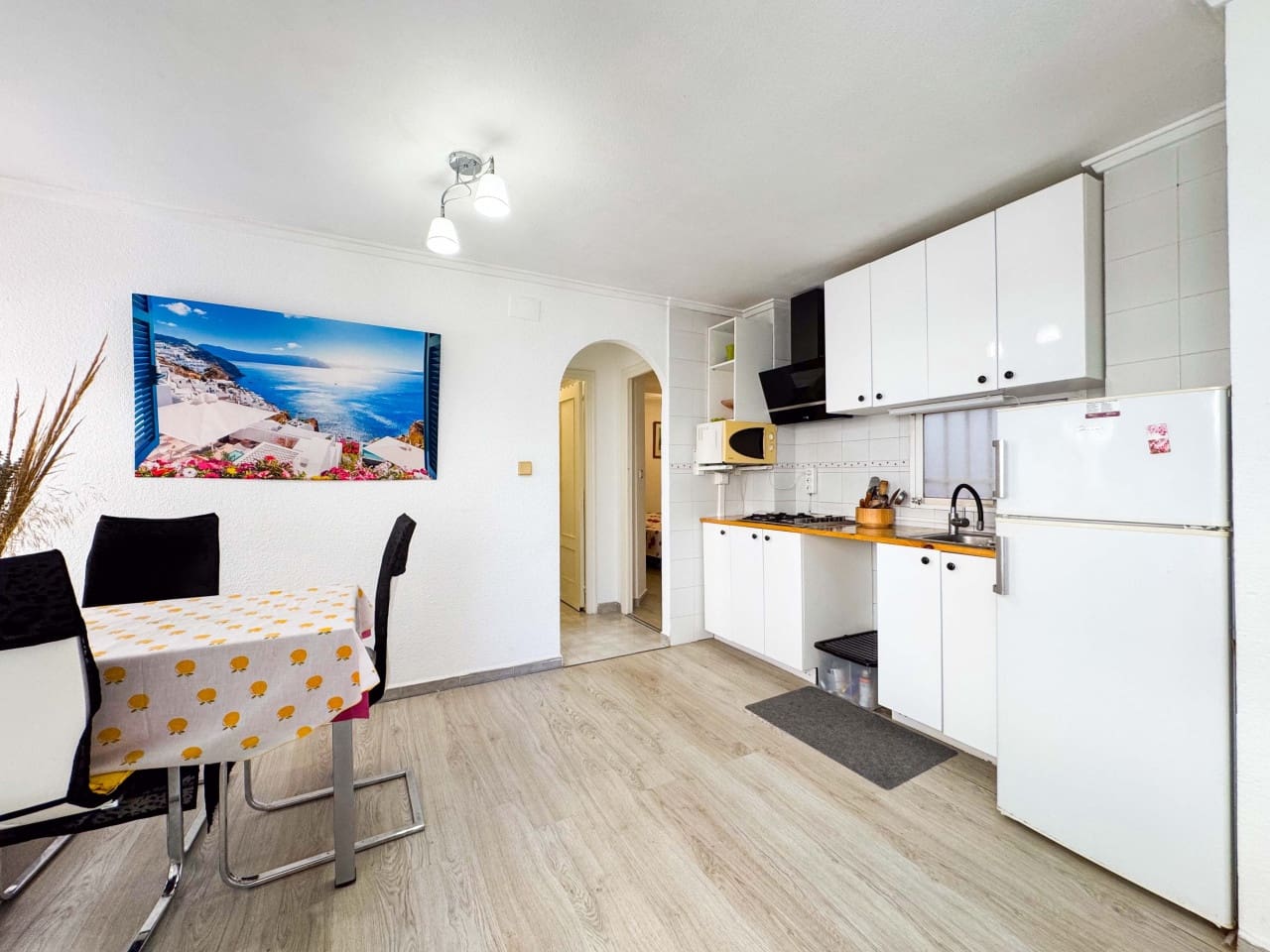 Apartamento de 2 habitaciones en Torrevieja en venta - 129.900 € (Ref: 9245710)