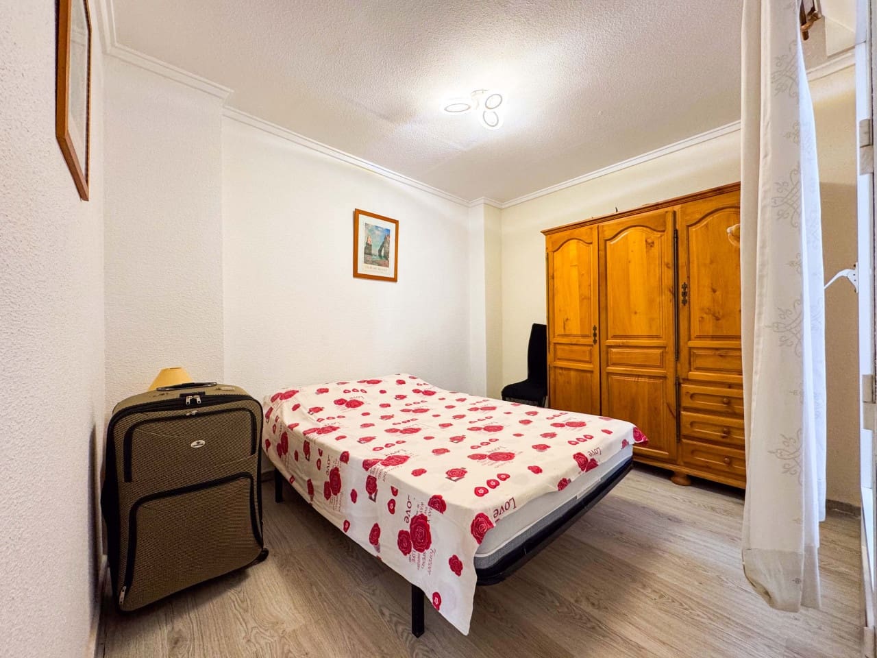 Apartamento de 2 habitaciones en Torrevieja en venta - 129.900 € (Ref: 9245710)