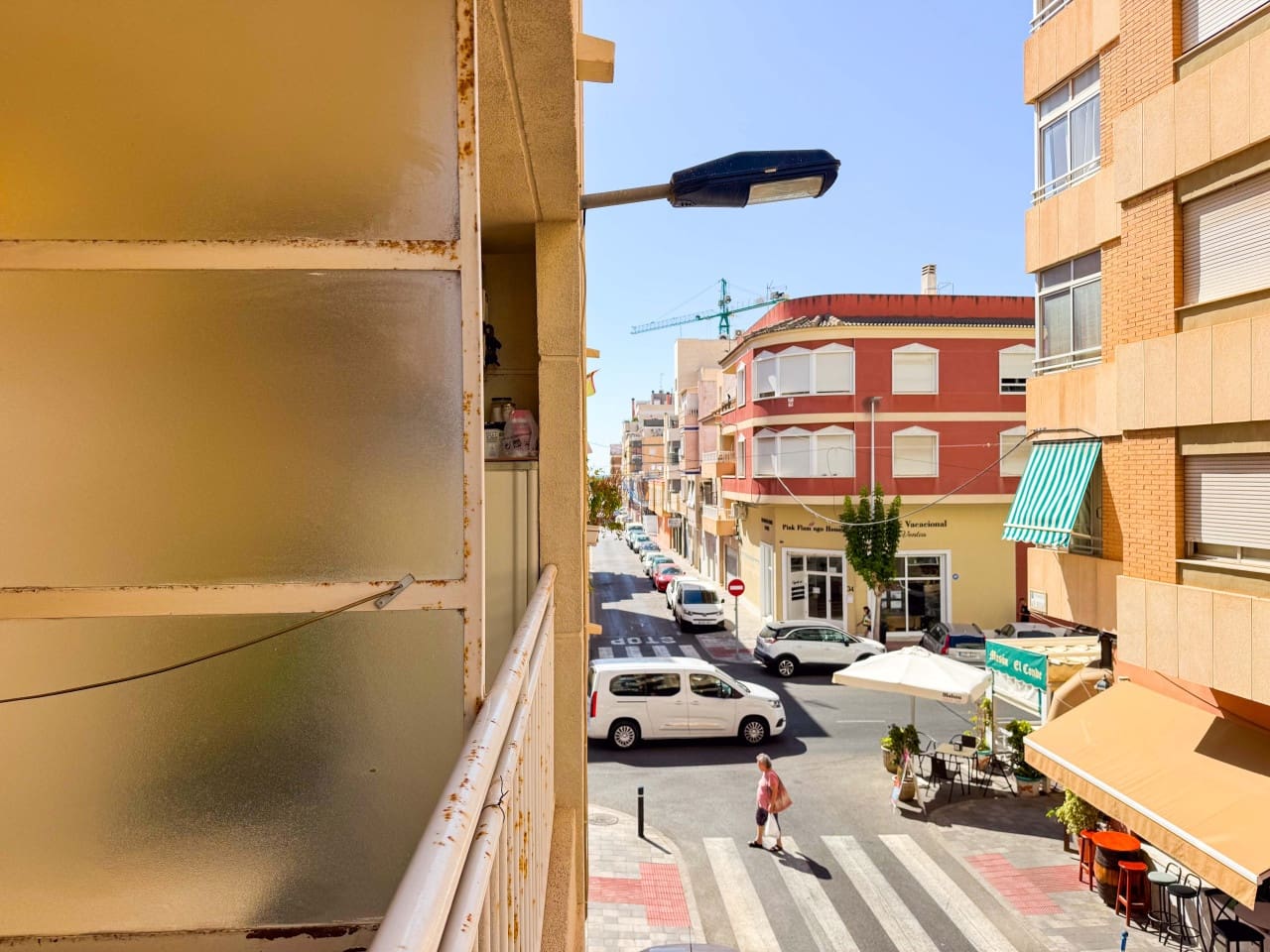 Apartamento de 2 habitaciones en Torrevieja en venta - 129.900 € (Ref: 9245710)