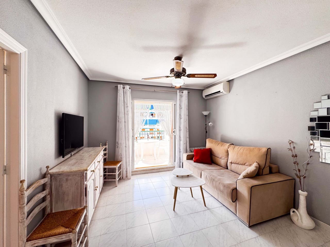 1 sypialnia Apartament na sprzedaż w La Mata z basenem - 158 000 € (Ref: 9254471)