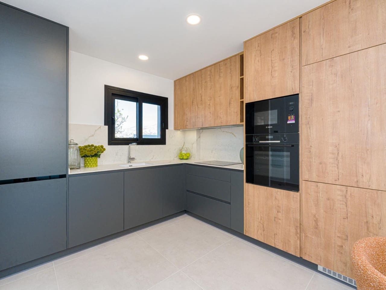 2 bedroom Apartment for sale in La Villajoyosa / Vila Joiosa with pool garage - € 369,000 (Ref: 9254532)