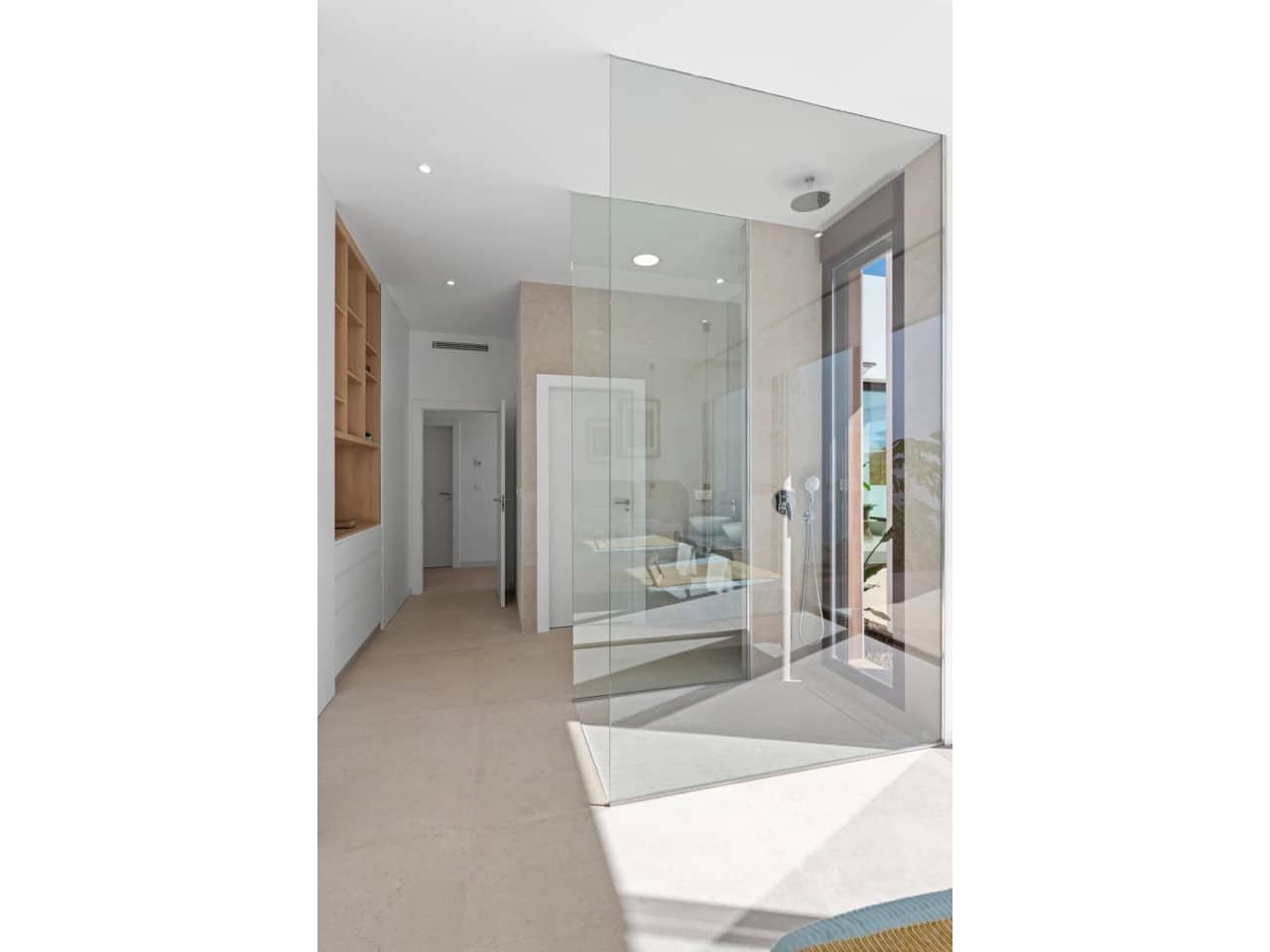 3 makuuhuone Huvila myytävänä paikassa Los Alcazares mukana uima-altaan 
autotalli - 599 000 € (Ref: 9254552)