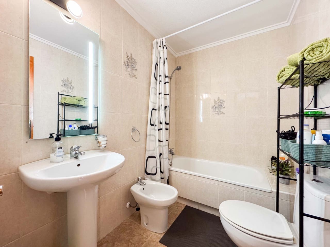 1 soverom Leilighet til salgs i Torrevieja med svømmebasseng - € 144 900 (Ref: 9263875)