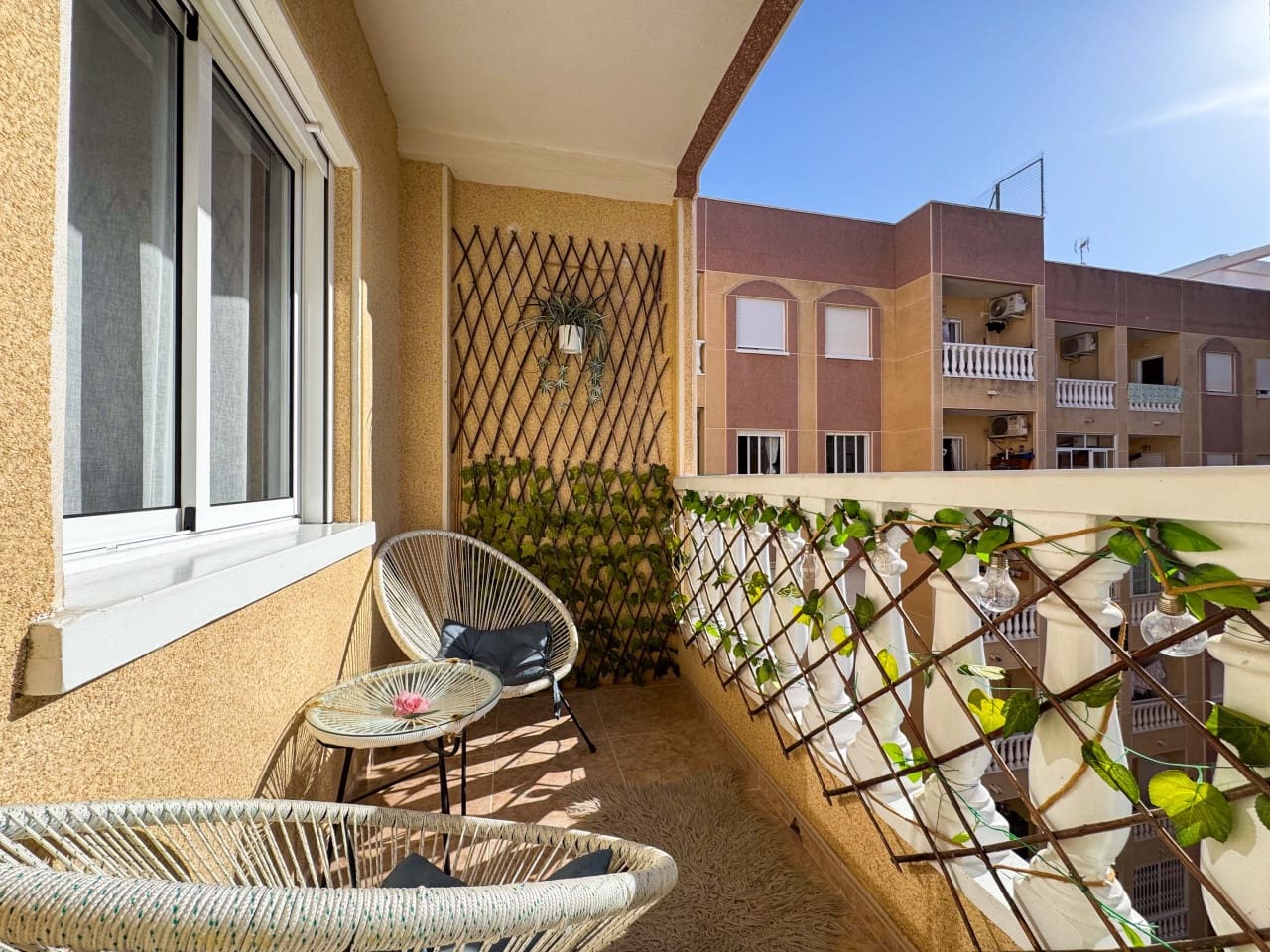 1 soverom Leilighet til salgs i Torrevieja med svømmebasseng - € 144 900 (Ref: 9263875)