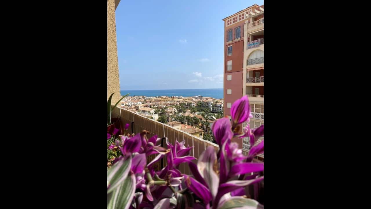 2 sypialnia Apartament na sprzedaż w Torrevieja z basenem - 250 000 € (Ref: 9267579)