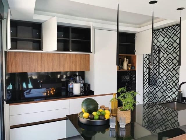 3 chambre Villa/Maison à vendre à El Chaparral - La Siesta - La Torreta, Torrevieja avec piscine garage - 750 000 € (Ref: 9278468)