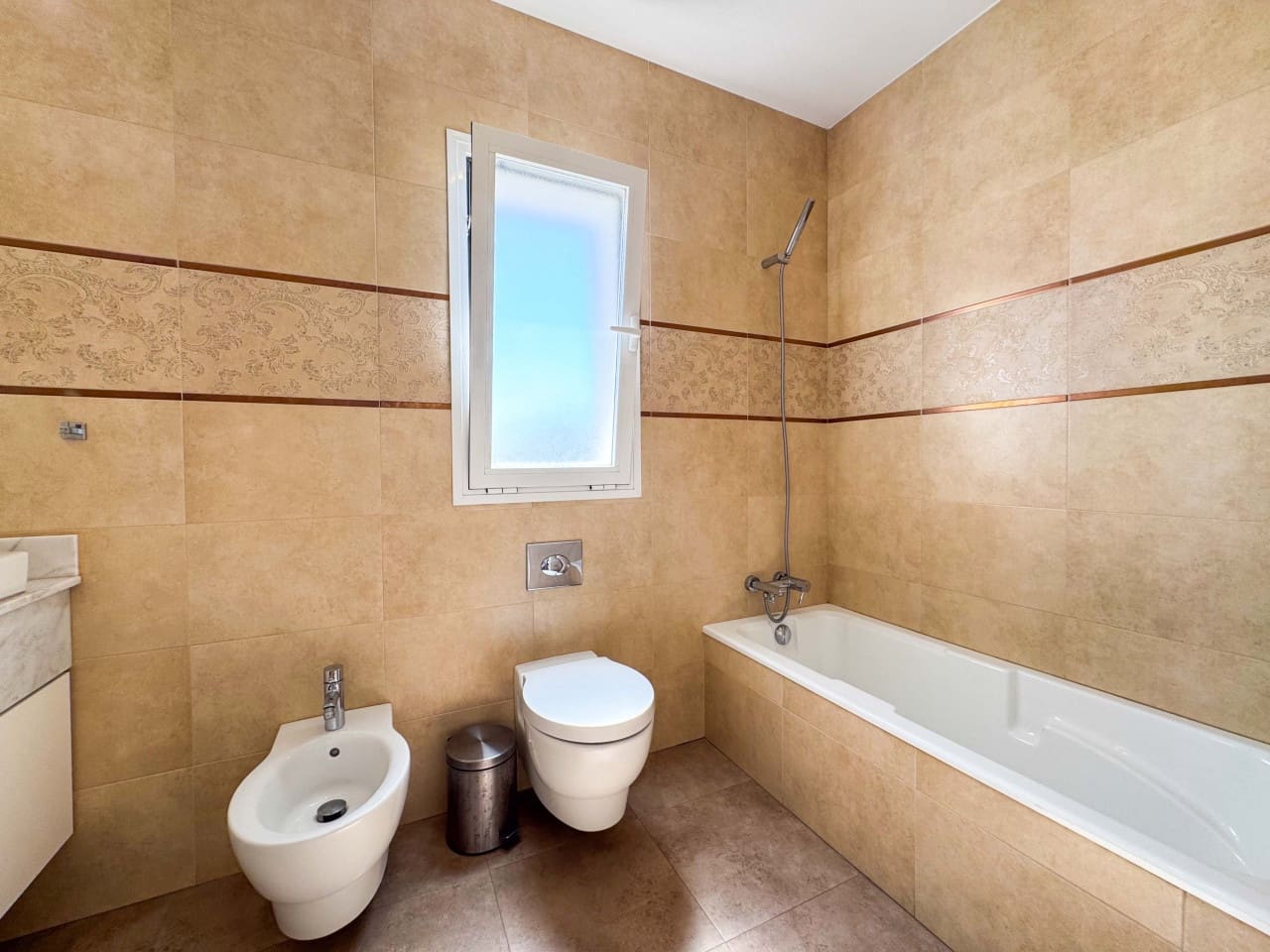 6 Zimmer Villa zu verkaufen in San Fulgencio mit Pool Garage - 699.000 € (Ref: 9279846)