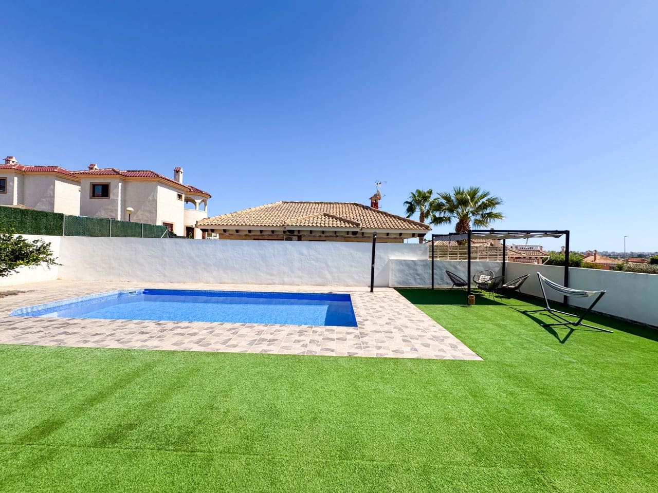 6 Zimmer Villa zu verkaufen in San Fulgencio mit Pool Garage - 699.000 € (Ref: 9279846)