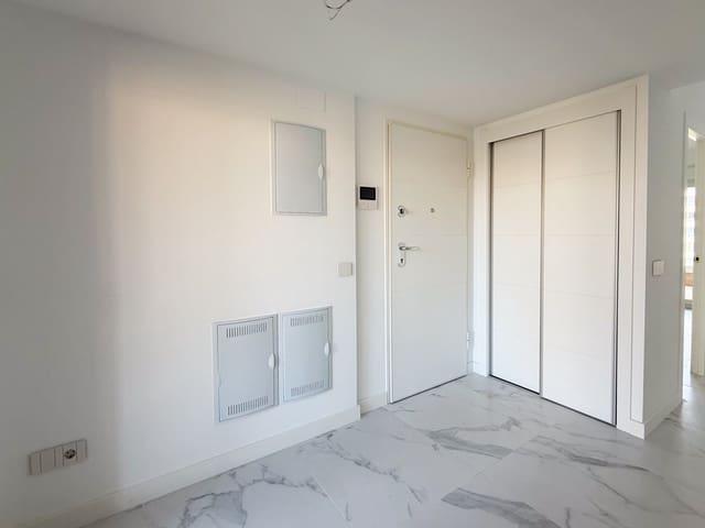 3 soveværelse Lejlighed til salg i Punta Prima, Torrevieja med swimmingpool garage - € 599.900 (Ref: 9285674)