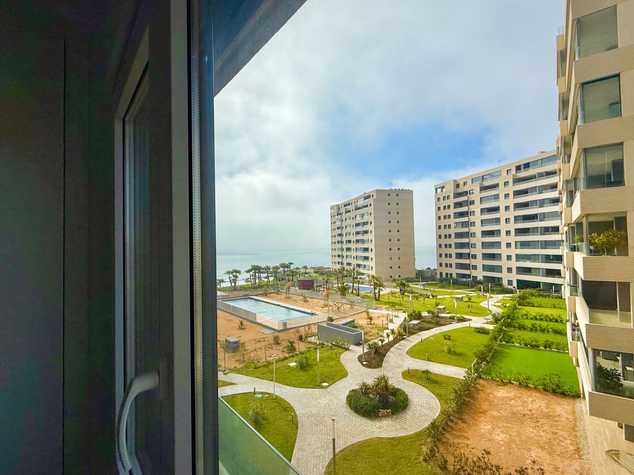 3 soveværelse Lejlighed til salg i Torrevieja med swimmingpool garage - € 599.900 (Ref: 9285674)