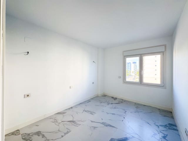 3 soveværelse Lejlighed til salg i Punta Prima, Torrevieja med swimmingpool garage - € 599.900 (Ref: 9285674)