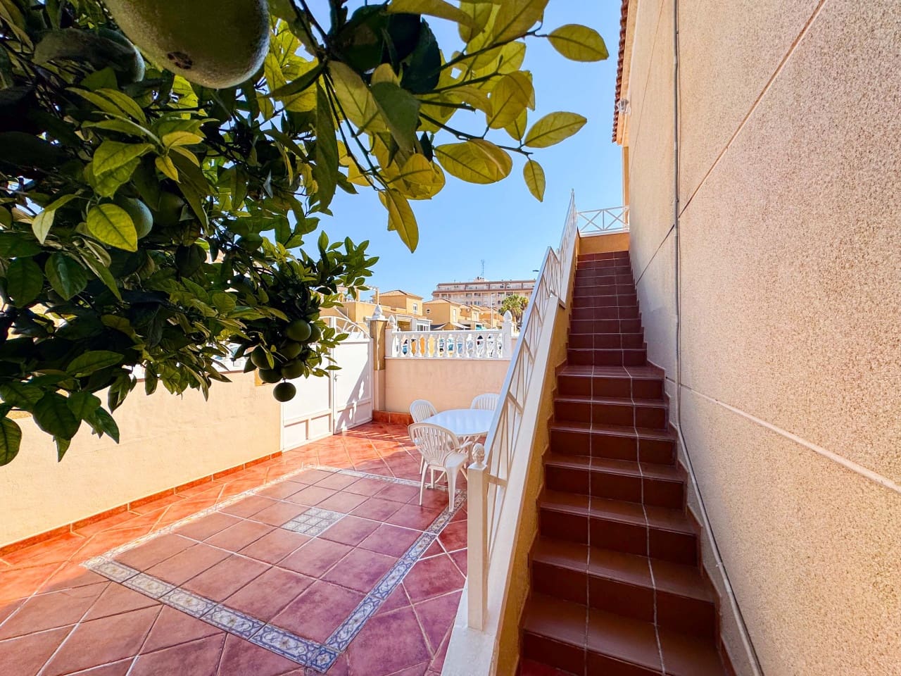 2 bedroom Villa for sale in Torrevieja with pool garage - € 169,900 (Ref: 9288403)