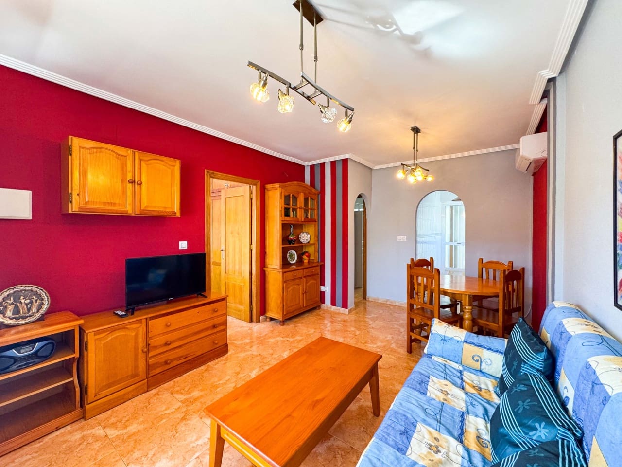 2 bedroom Villa for sale in Torrevieja with pool garage - € 169,900 (Ref: 9288403)