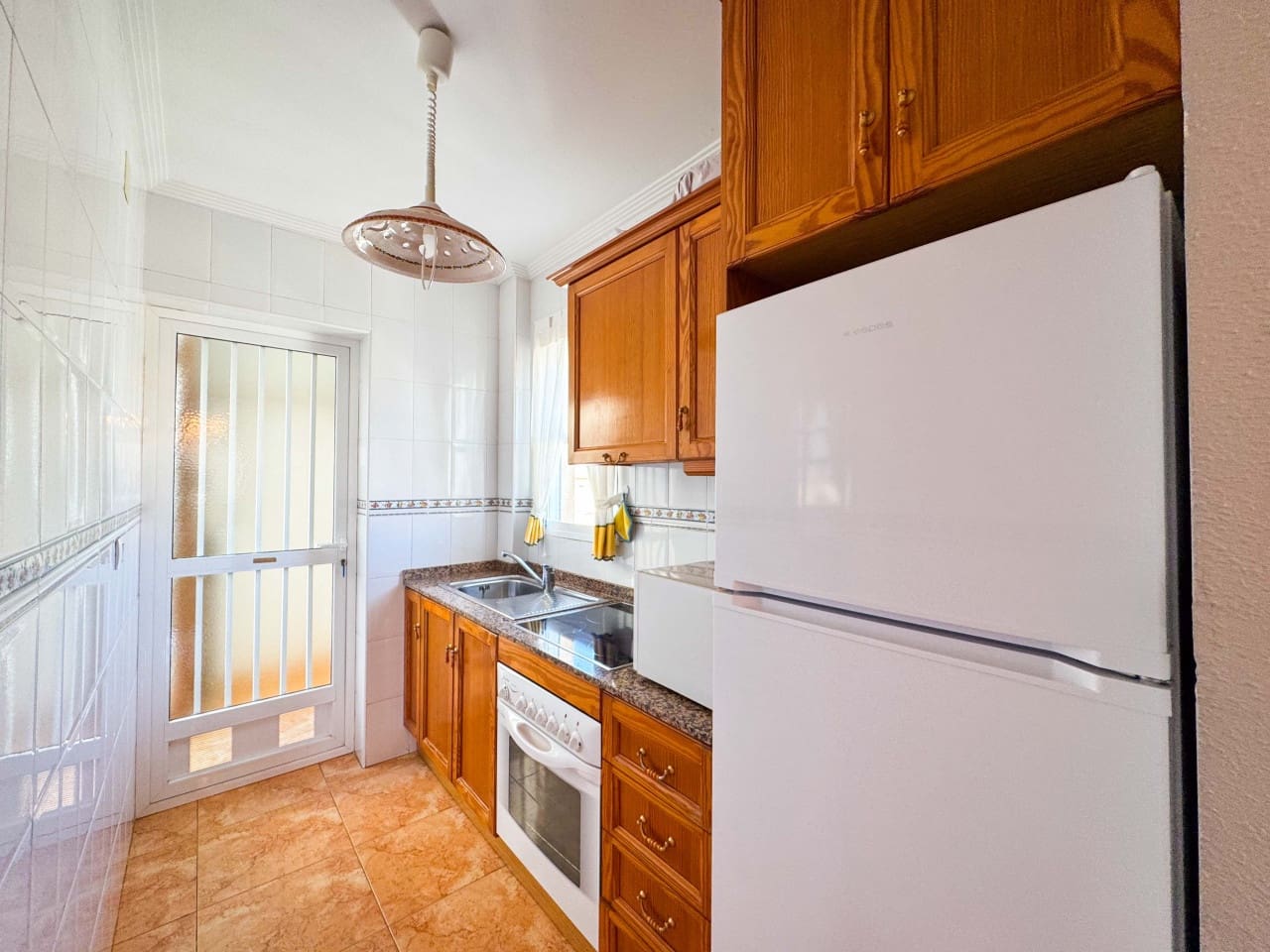 2 bedroom Villa for sale in Torrevieja with pool garage - € 169,900 (Ref: 9288403)