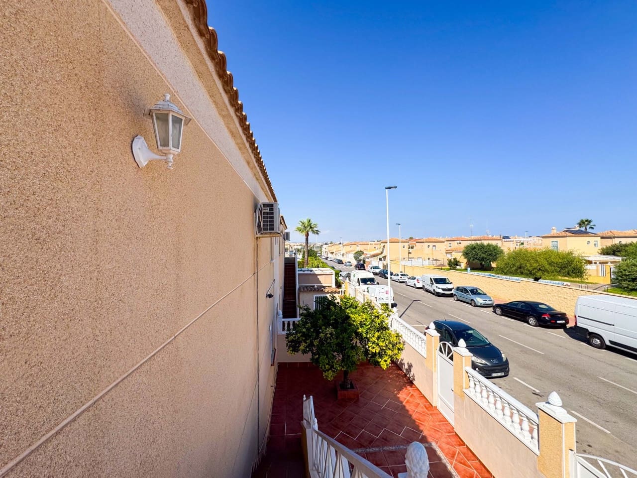 2 bedroom Villa for sale in Torrevieja with pool garage - € 169,900 (Ref: 9288403)