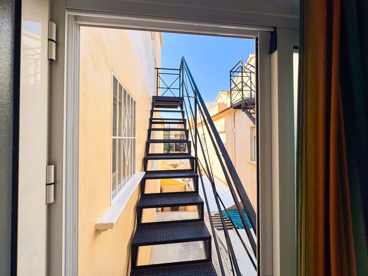 2 bedroom Villa for sale in Torrevieja with pool garage - € 169,900 (Ref: 9288403)