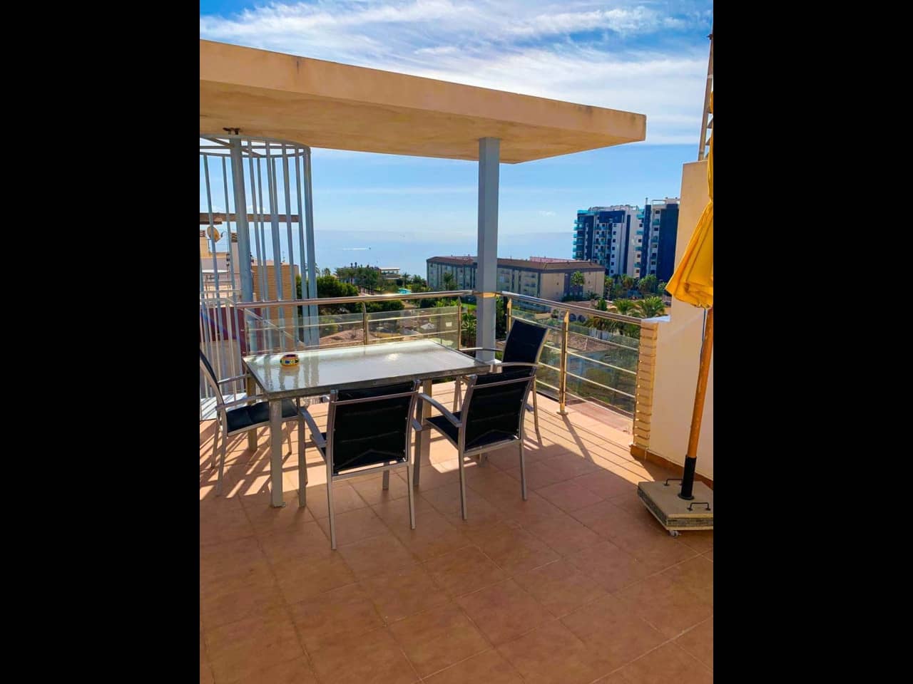 2 bedroom Apartment for sale in Torrevieja with pool garage - € 250,000 (Ref: 9288405)