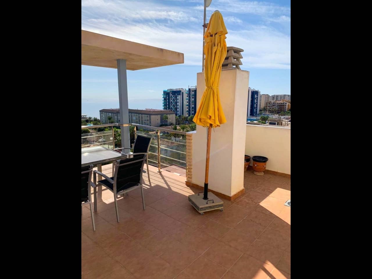 2 bedroom Apartment for sale in Torrevieja with pool garage - € 250,000 (Ref: 9288405)