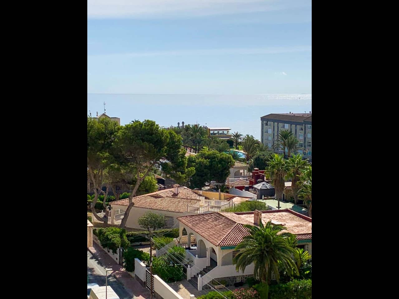 2 bedroom Apartment for sale in Torrevieja with pool garage - € 250,000 (Ref: 9288405)