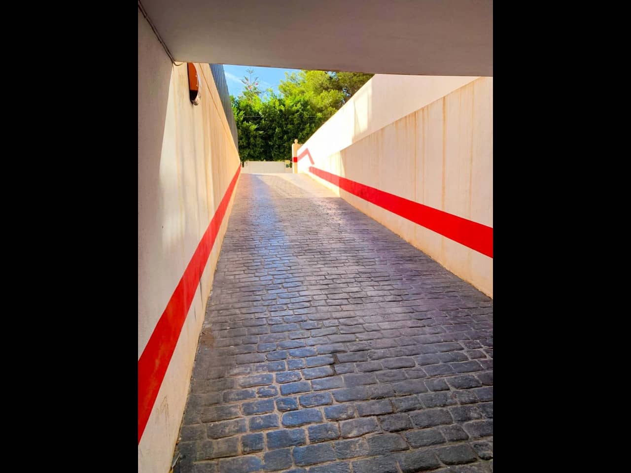 2 bedroom Apartment for sale in Torrevieja with pool garage - € 250,000 (Ref: 9288405)